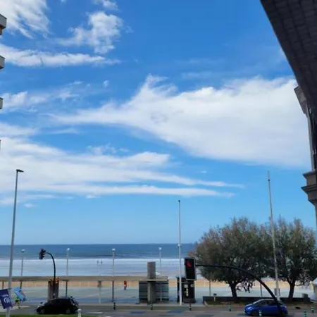 Vivienda Vacacional Playa San Lorenzo Escalera 11 Wifi * Gijon